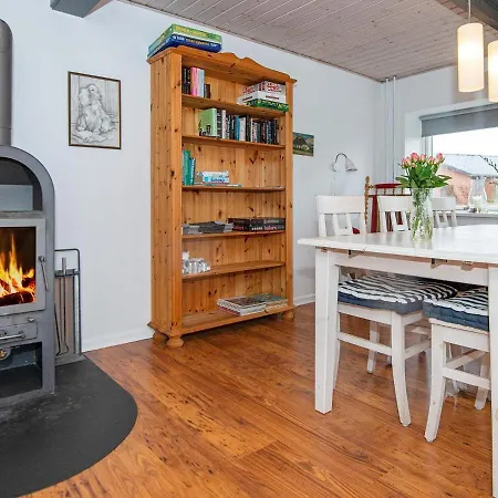 4 Person In Holiday home *